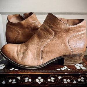 Lucky Brand Ankle Booties